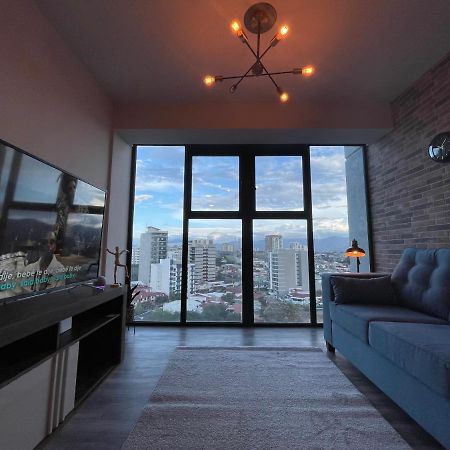 Cosmopolitan Apt 1407, 5 Star Facilities, 15M Sjo Airport, Parking, Pool, Gym San José Kültér fotó