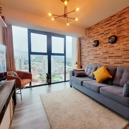 Cosmopolitan Apt 1407, 5 Star Facilities, 15M Sjo Airport, Parking, Pool, Gym San José Kültér fotó
