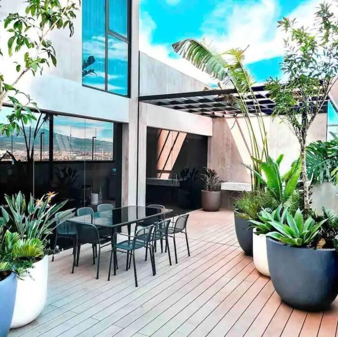 Cosmopolitan Apt 1407, 5 Star Facilities, 15M Sjo Airport, Parking, Pool, Gym San José Kültér fotó