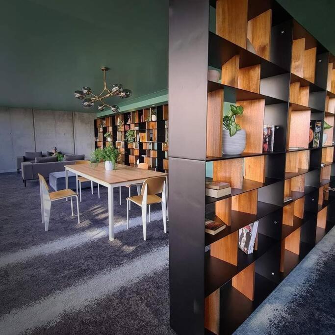 Cosmopolitan Apt 1407, 5 Star Facilities, 15M Sjo Airport, Parking, Pool, Gym San José Kültér fotó
