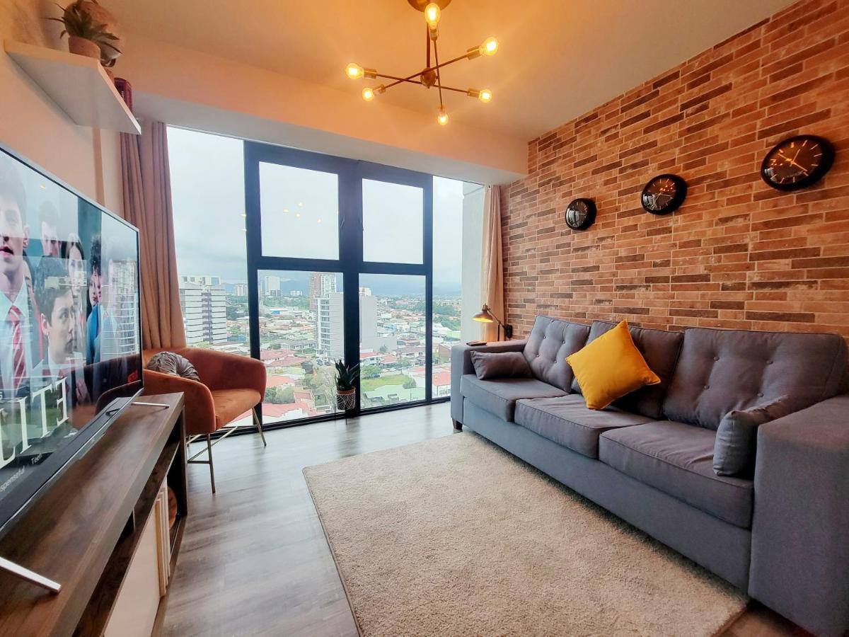 Cosmopolitan Apt 1407, 5 Star Facilities, 15M Sjo Airport, Parking, Pool, Gym San José Kültér fotó